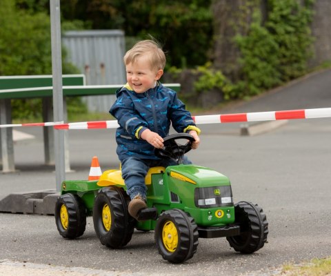 Rolly Toys 012190 Traktor Rolly Kid John Deere z przyczepą Rolly Toys 012190 Traktor Rolly Kid John Deere z przyczepą